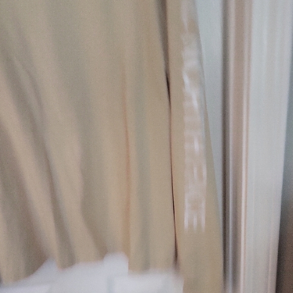 The North Face Men's Tan Long Sleeve Shirt - Picture 4 of 5